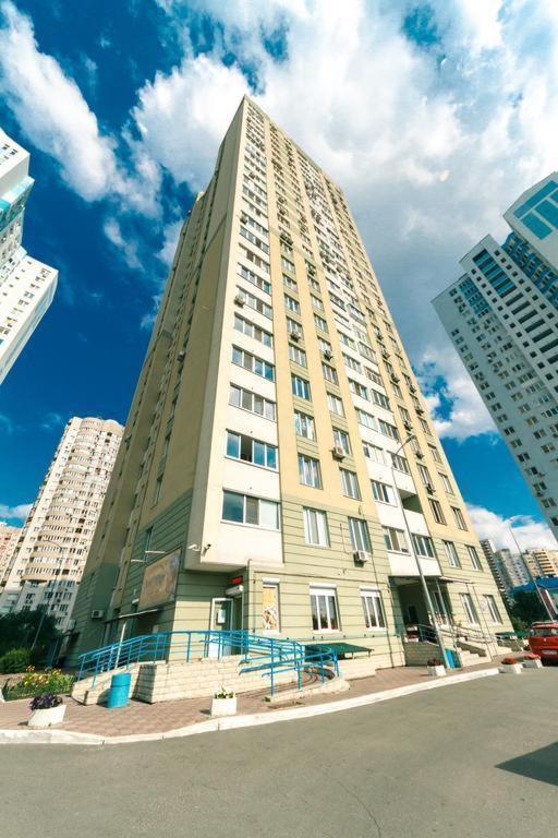 1-Ком Квартира На 18 Этаже Позняки Ул. Урловская 23-А เคียฟ ภายนอก รูปภาพ